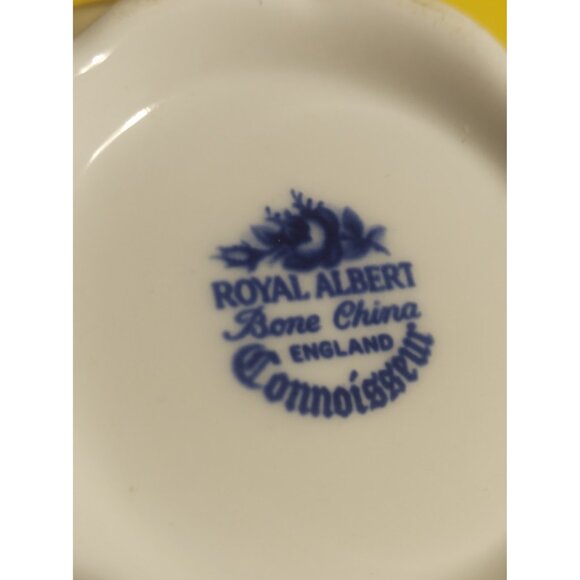Royal Albert Connoisseur Creamer & Sugar Set Flo Blue - Picture 8 of 8